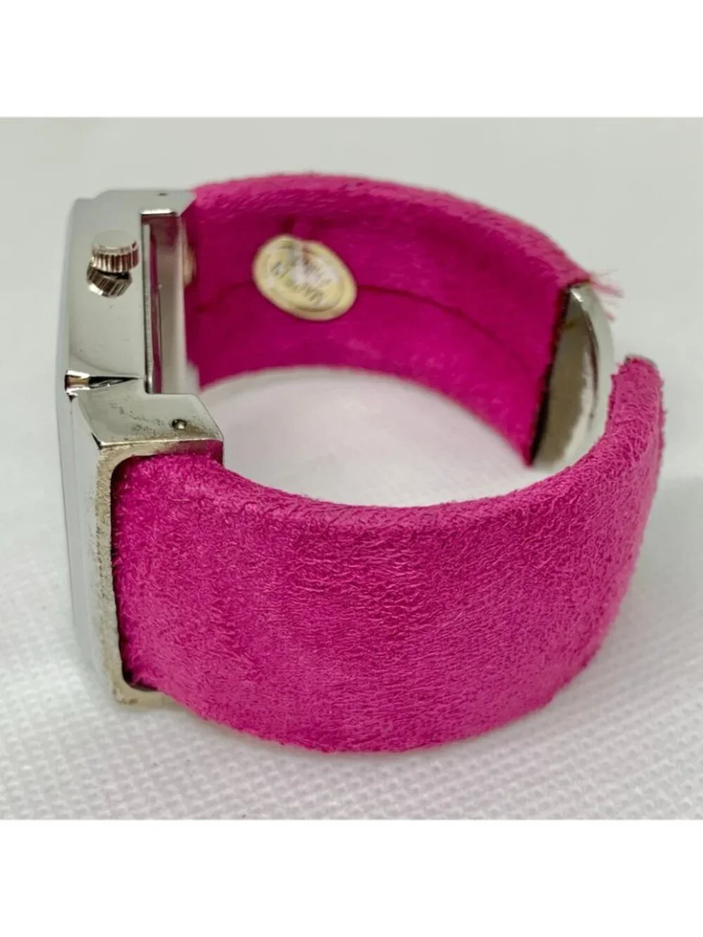 Da vanci Quartz Women's Watch Pink Face Silver tone cuff Band 35mm 6.5” running